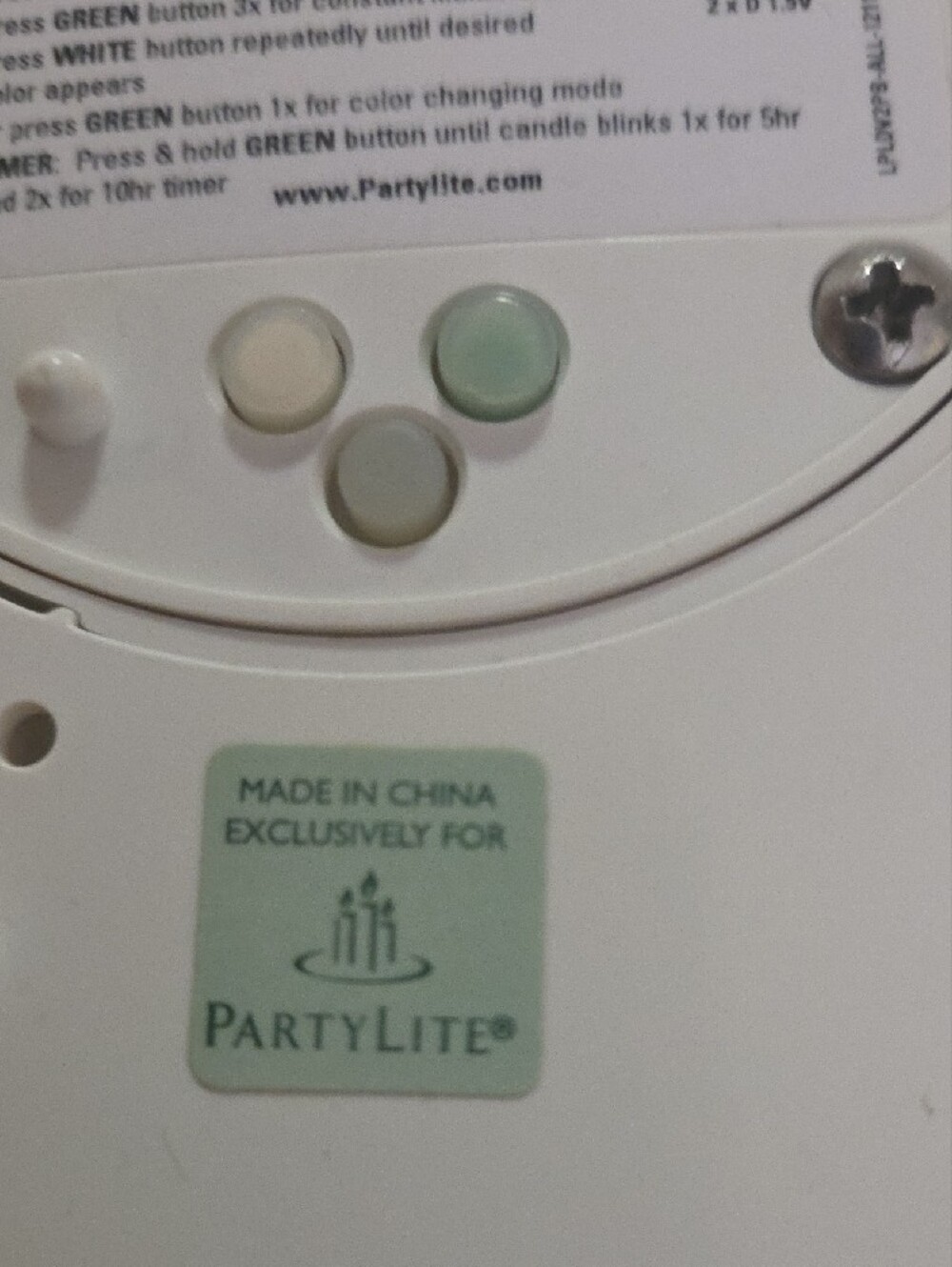 PartyLite White LED Pillar Candle Trio - Picture 2 of 3